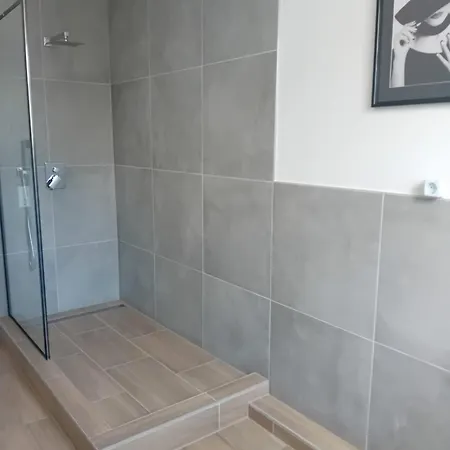 Apartment Stellas Monteurwohnungen Crimmitschau