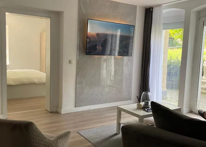 Stellas Monteurwohnungen Crimmitschau